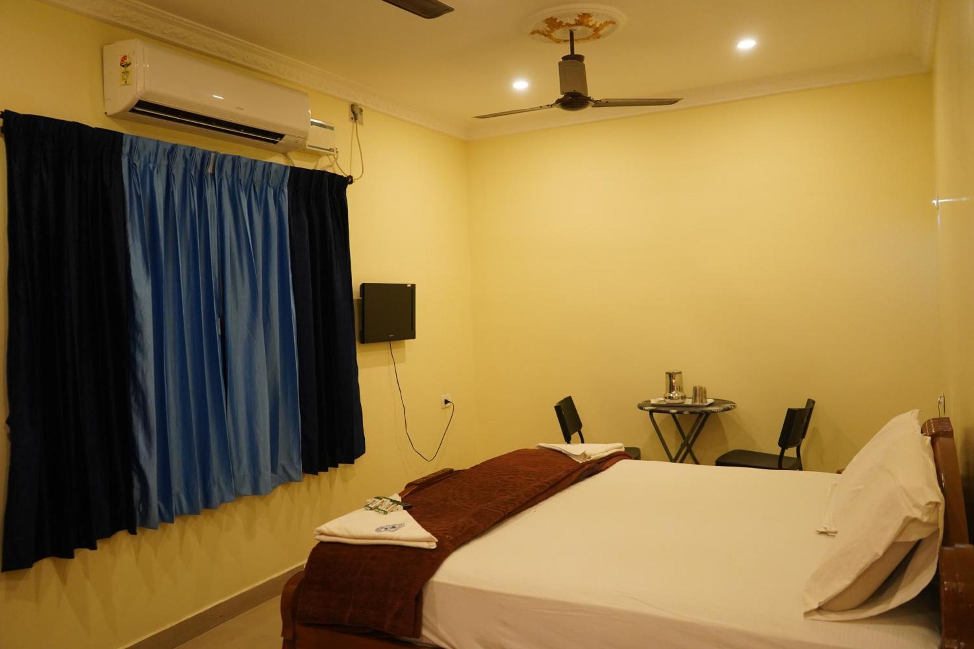 Hotel Supreme Ac Rāmeswaram 外观 照片